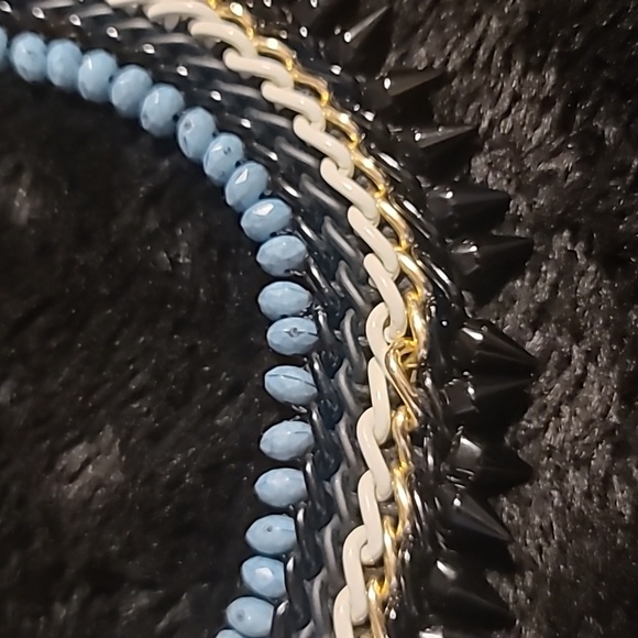 Stella & Dot Tempest bib necklace, Boho, Gith, Beaded - Picture 4 of 9